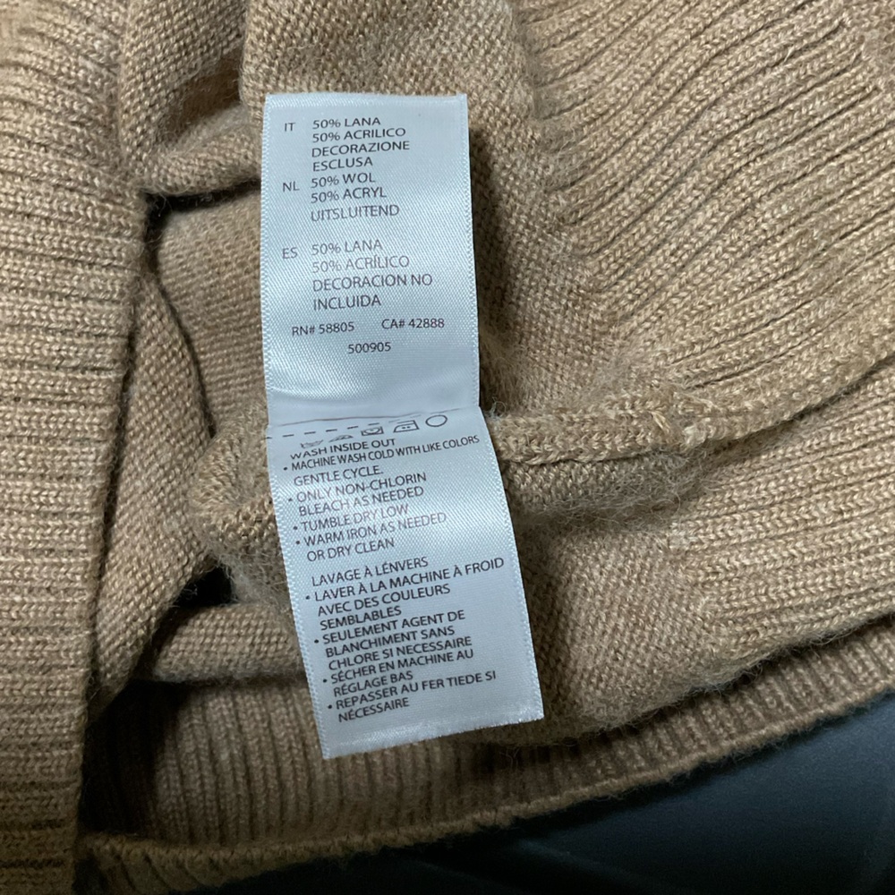 Men’s Rochester Tan Wool Sweater - Picture 9 of 11